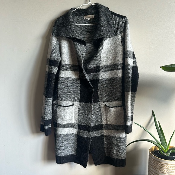 Plaid Sweater jacket - Picture 1 of 2